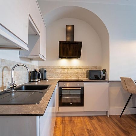 Watergate Penthouse - New 2 Bed Luxury Apartment In City Centre Chester Exteriör bild