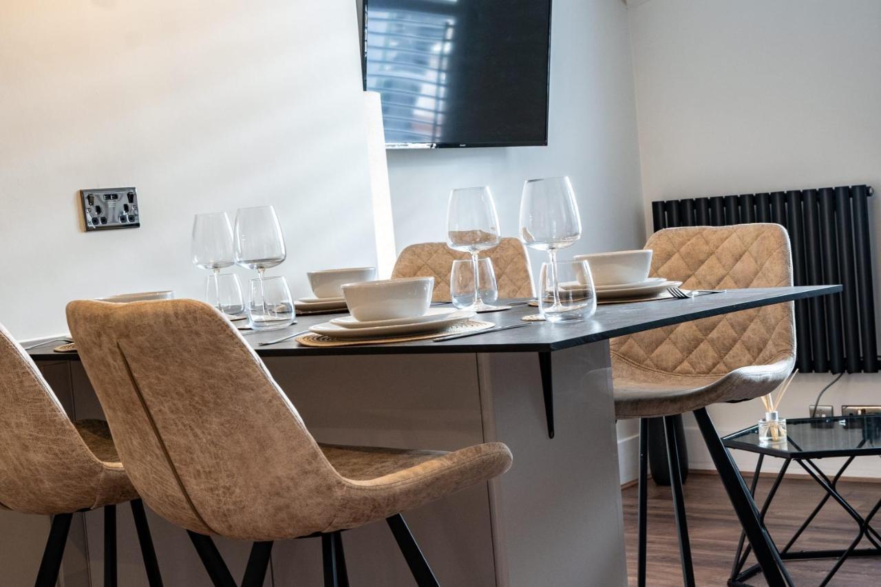 Watergate Penthouse - New 2 Bed Luxury Apartment In City Centre Chester Exteriör bild